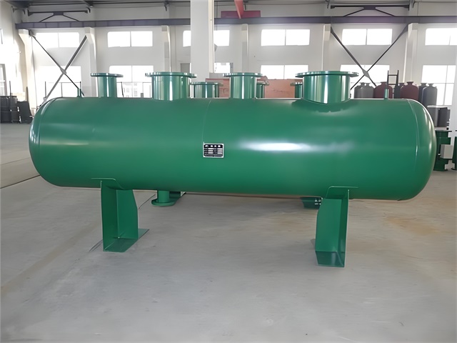 谢通门蒸汽集分水器